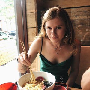 Meet your Posher, Maeve